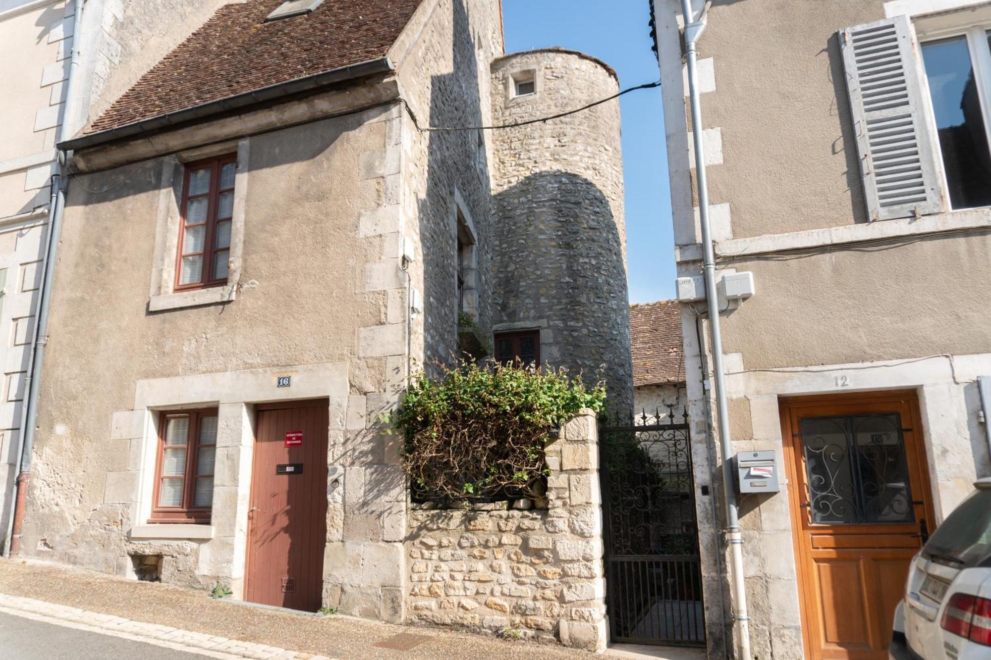 Appartement Meneau La Charité-sur-Loire المظهر الخارجي الصورة